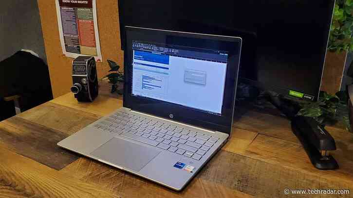 HP Pavilion Plus 14 review: burns twice as bright for half as long