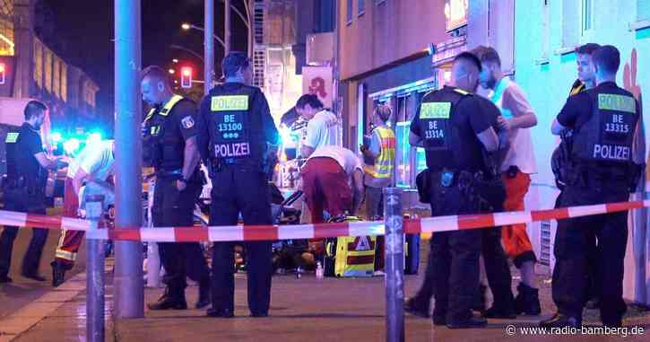 Schüsse aus Auto abgefeuert – Mann stirbt in Berlin