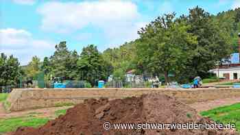 Falkensteinschule in Bad Herrenalb: Sehnsüchtiges Warten auf die Container