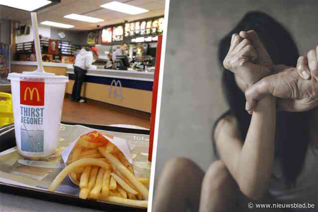 Ouders krijgen celstraf met uitstel nadat ze dochter gevangen namen en naar Turkije brachten: “Gered door een briefje aan bediende in McDonalds”