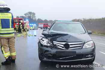 Unfall bei Warburg: zwei Frauen verletzt