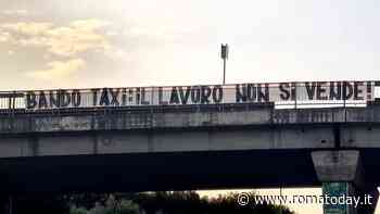 Bando taxi, tutti al fianco dei sostituti alla guida: "Sono stati discriminati"