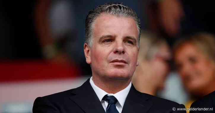 Dennis te Kloese gaat evalueren na moeizame transferperiode Feyenoord: ‘Lijkt of ik mij moet verdedigen’