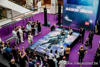 Space Babe van The Masked Singer toont zich voor het eerst in Wijnegem