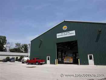 Hoffman landfill hosts free disposal day for Lucas County residents