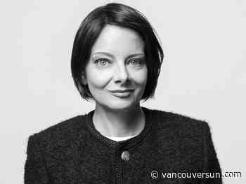 Book review: Fascination with Peggy Guggenheim gets sharp, tart and poignant treatment