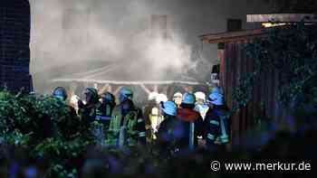 Scheunen-Brand in Adlstraß