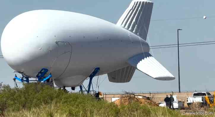Feds deploy surveillance blimp over busy smuggling corridor