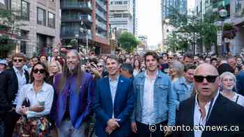 Tragically Hip fans belt out band's classics en masse as TIFF gets underway