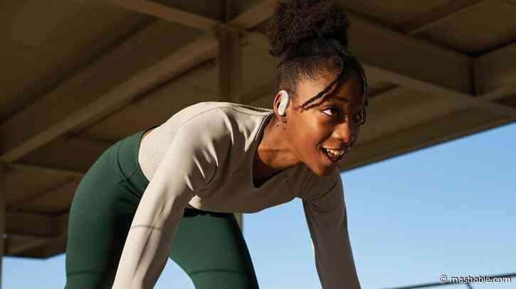 Snatch the exercise-friendly JBL Endurance Peak 3 headphones for 20% off