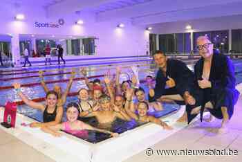 Nieuw sportcomplex met nodige luister ingehuldigd: kindergemeenteraad keurt zwembad goed