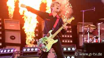 Drohnenalarm während Konzert: Green Day stürmen mitten im Song von der Bühne