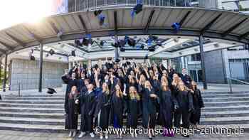 Braunschweig: 51 „Welfen“ feiern ihren Bachelorabschluss