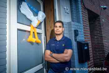 Scheidsrechter Jonas slachtoffer van voetbalgeweld voor ogen van vriendin en zes weken oude baby