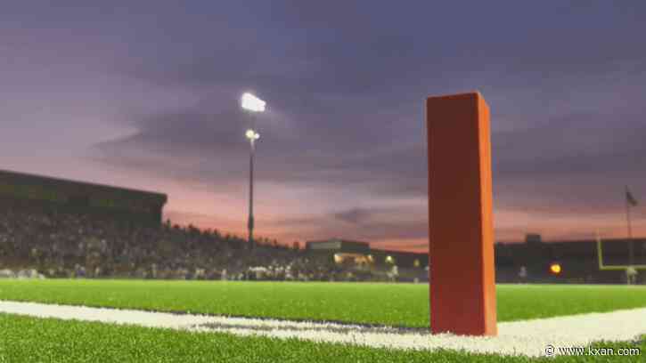 No. 4 Westlake throttles San Benito 63-7 in home opener