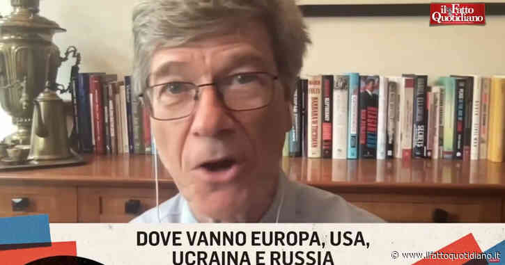 Jeffrey Sachs alla festa del Fatto: “Gli Usa vogliono la Nato sui confini russi, per questo la guerra va ancora avanti. Sono ipocriti”