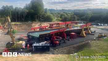 Motorists warned ahead of M62 closures
