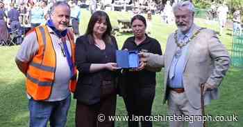 Scouts honour shopping village with Fellowship Award