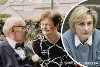 Amper een week na het overlijden van haar moeder moet Hilde Crevits nu ook afscheid nemen van haar vader: “Ze konden niet zonder elkaar...ook nu niet”