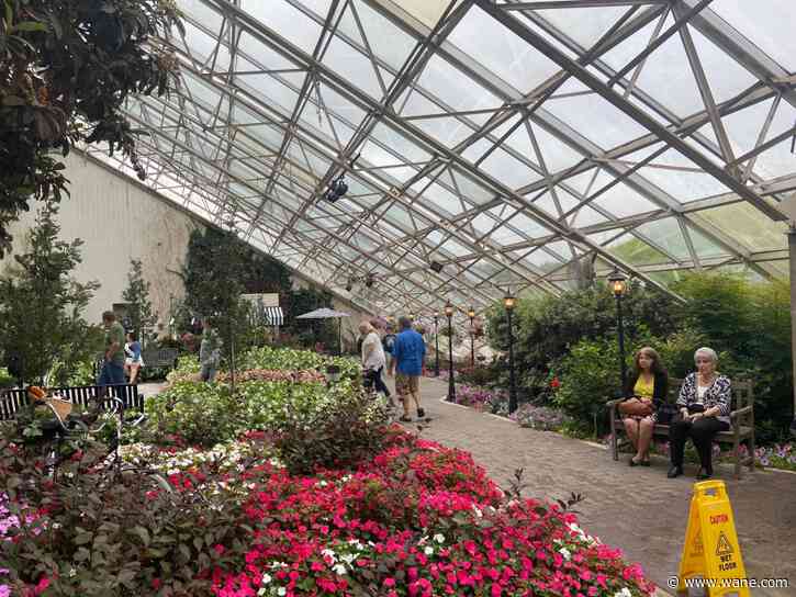 Grab your passport: Be A Tourist In Your Hometown 2024