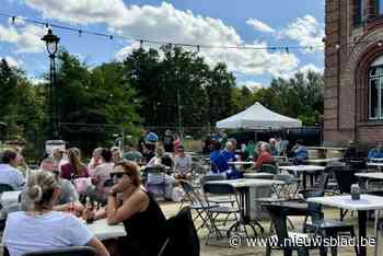 Open Monumentendag lokt honderden nieuwsgierigen naar Casino Mol-Gompel: “Altijd benieuwd geweest naar hoe de binnenkant eruit zag”