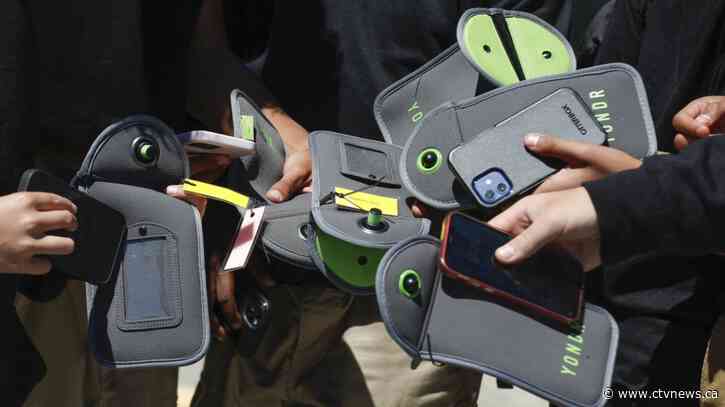 Georgia school shooting highlights fears about classroom cellphone bans