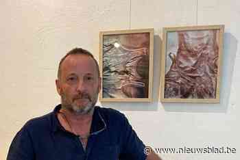 Hobbyfotograaf Ivo Toremans trekt met zijn retro-art de Culturele Centra rond