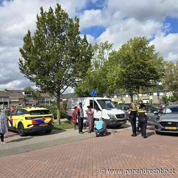 Jongen lichtgewond na botsing op Douwes Dekkerlaan
