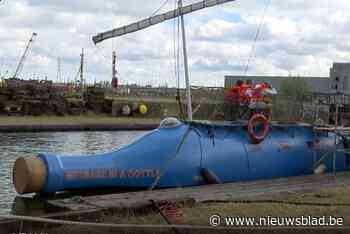 De varende fles van Fons Oerlemans druk bezocht op Monumentendag