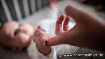 Säugling bis zur geistigen Behinderung misshandelt? Zeugin: „Liebevolle Beziehung zum Kind“