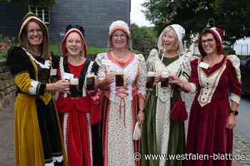 Stiftsmarkt in Neuenheerse rund um den Eggedom