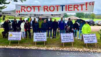 „Herr Söder, Sie haben die Macht, das zu beenden“:  Demo gegen Flüchtlings-Unterkunft in Rott