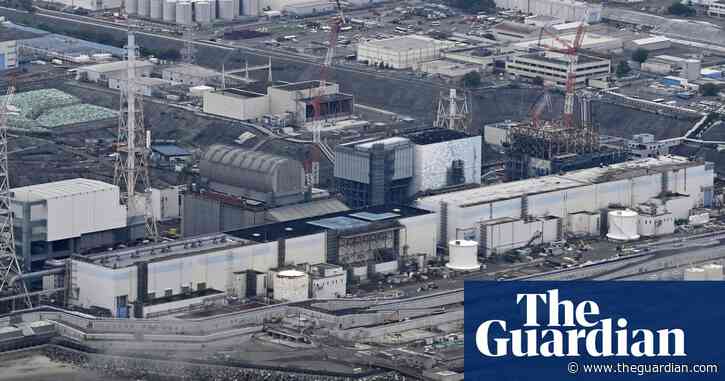 Fukushima nuclear plant: operation begins to remove radioactive debris