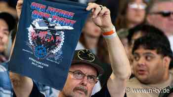 "Streik! Streik!": Boeing-Mitarbeiter "wütend" über 25 Prozent mehr Lohn