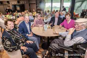 Woonzorgcentrum De Zilverberg opent nieuwe cafetaria en restaurant: “Ook niet-bewoners zijn hier welkom”