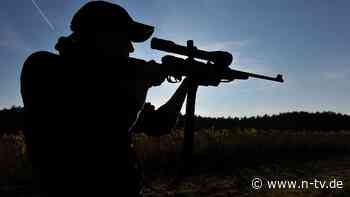 Militärübung in Österreich: Jägerin entdeckt deutsche Elitesoldaten im Wald - und schießt