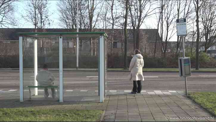 Flevoland - Woensdagochtend rijden er geen bussen en treinen in Flevoland
