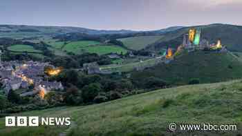 Landmarks light up for air ambulance charity