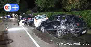 Unfall in Norderstedt: Autos in Quickborner Straße beschädigt