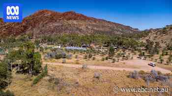 Central Australian resort scales back public access, citing spike in youth crime