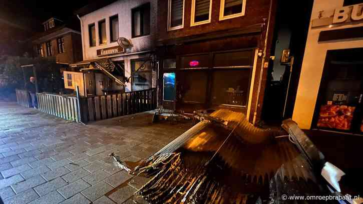 Explosief gaat af bij coffeeshop, schade aan voorkant gevel