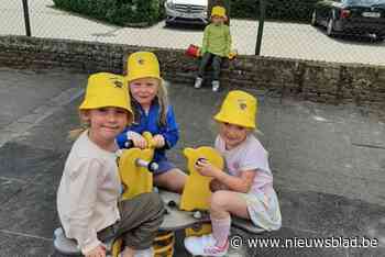 ‘Smeren als Beren’ zet zonnebescherming in de spotlight: “Iedere blootstelling aan UV-straling kan de huid tot op DNA-niveau beschadigen”