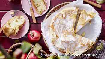 Ein Apfelstrudel als Kuchen – mit süßem Quark und Filoteig