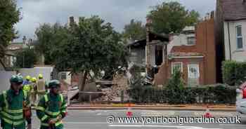 'Loud bang and lots of smoke' as Richmond houses collapse to rubble