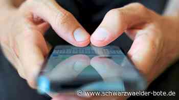 Warnung vor Betrugsmasche: Frau im Kreis Calw um große Summen betrogen