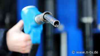 Aber nur kurzes Tankvergnügen?: Dieselpreis fällt und fällt - so günstig wie seit fast drei Jahren nicht