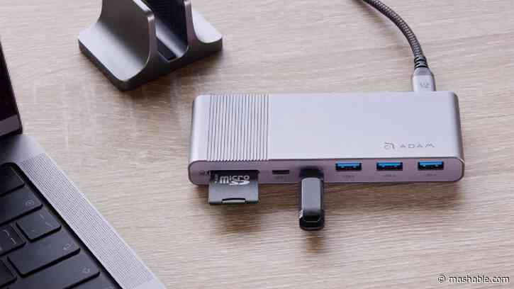 The ultimate multifunctional gadget for a clutter-free desk setup is here