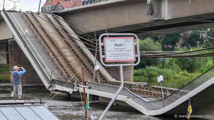 Partial bridge collapse in eastern Germany causes major traffic disruption