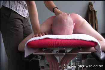Kinesist kan zich niet inhouden en besteelt opnieuw patiënten: “Hij stal juwelen die hij later doorverkocht aan juwelier”