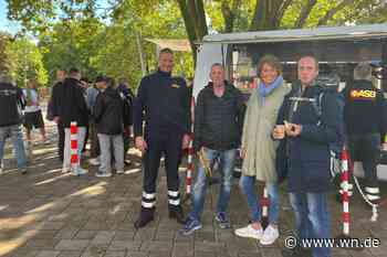 ASB und Wohnungslose grillen auf dem Bremer Platz